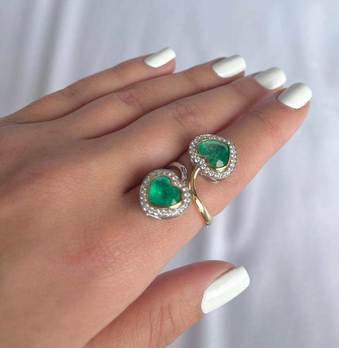 18CT Yellow and White Gold Emerald and Diamond Ring For Sale 5