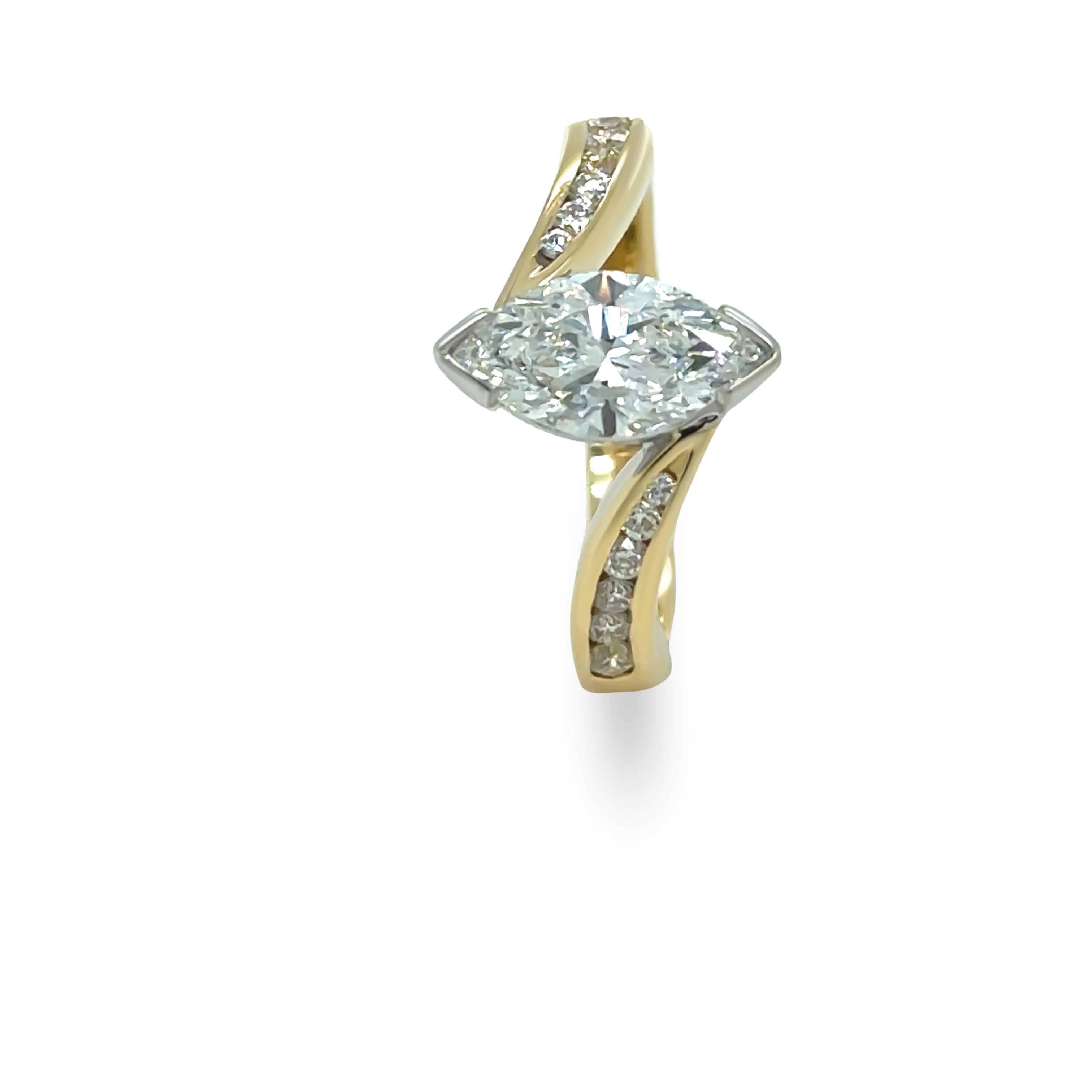 18ct Yellow and White Gold Marquise Diamond Engagement Ring 1.21ct 5.09g For Sale 5