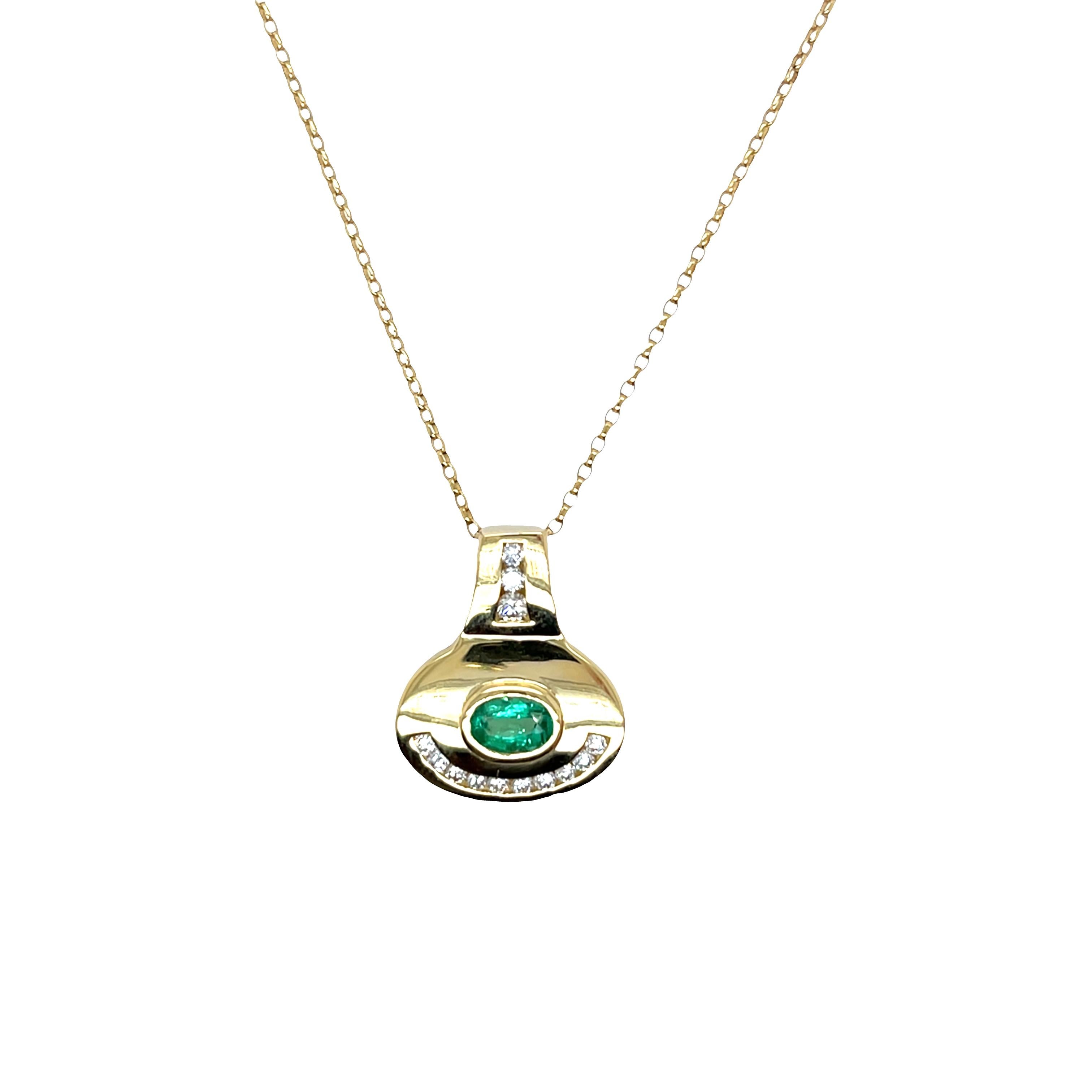 De las mujeres Colgante de esmeralda amarilla de 18 ct y diamante en cadena de 16 en venta