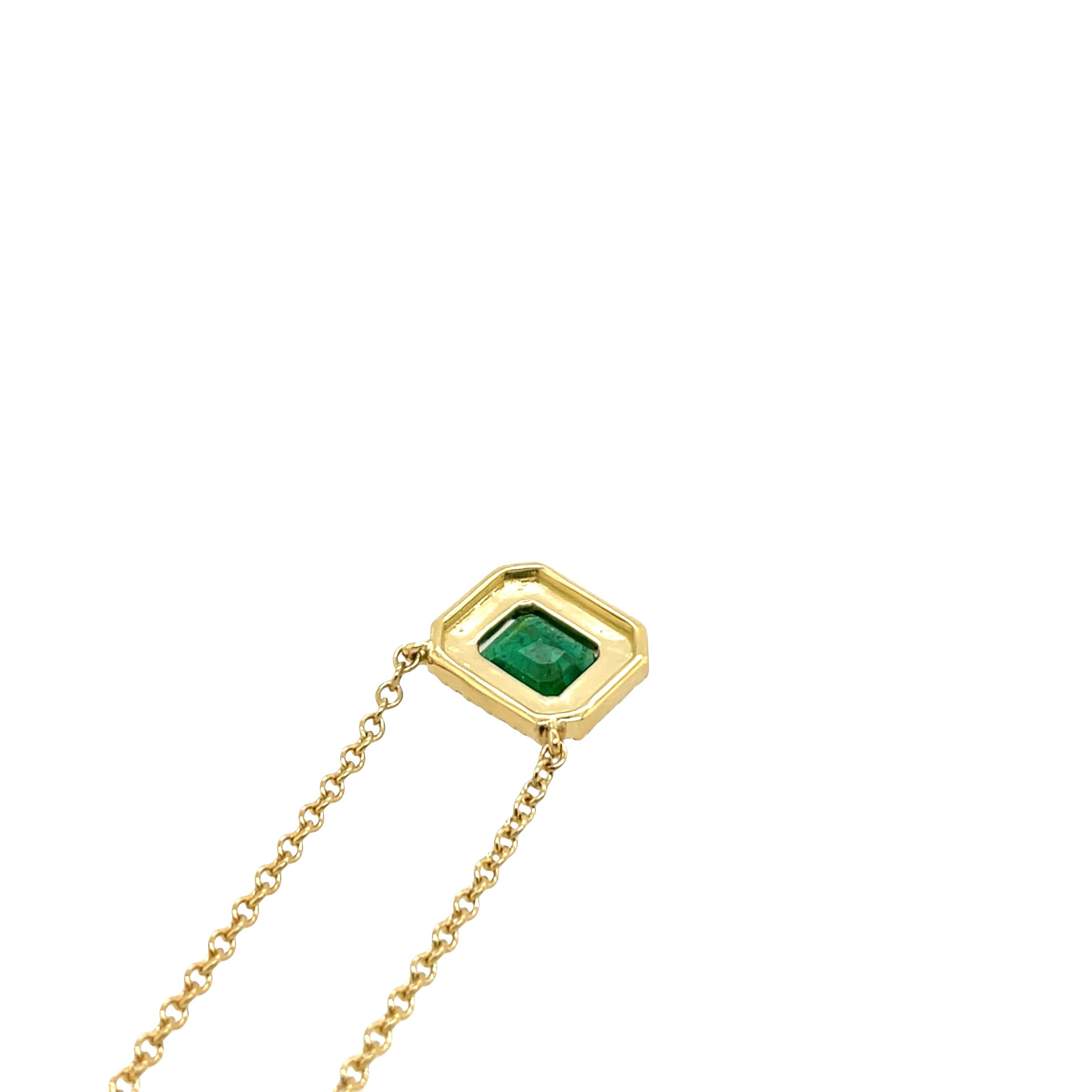 Pendentif émeraude et diamant jaune 18ct sur chaîne de 18 pouces en vente 1
