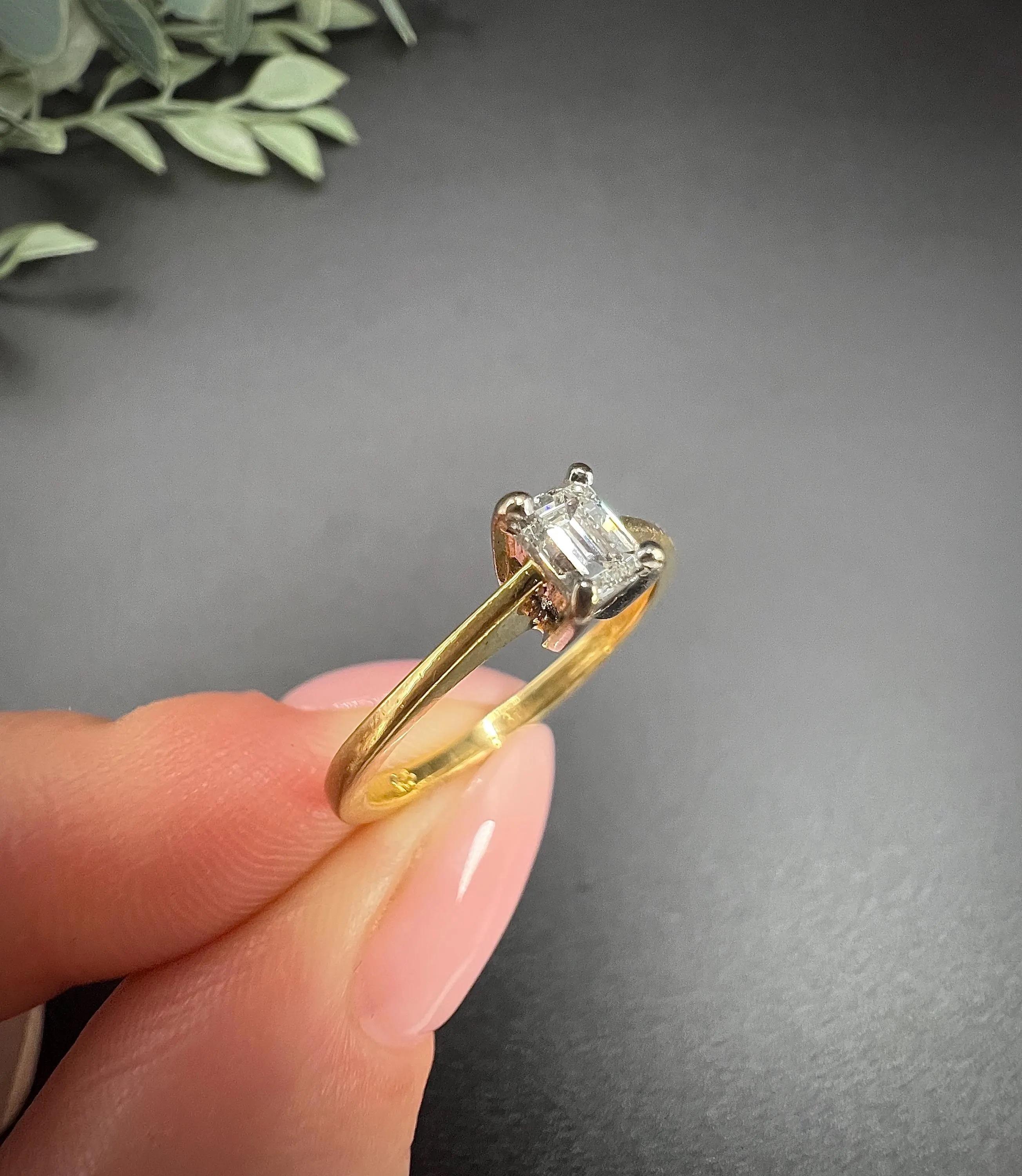 Anello di fidanzamento Single Stone in oro giallo 18 ct, 0,25 carati con diamante taglio principessa in vendita 6