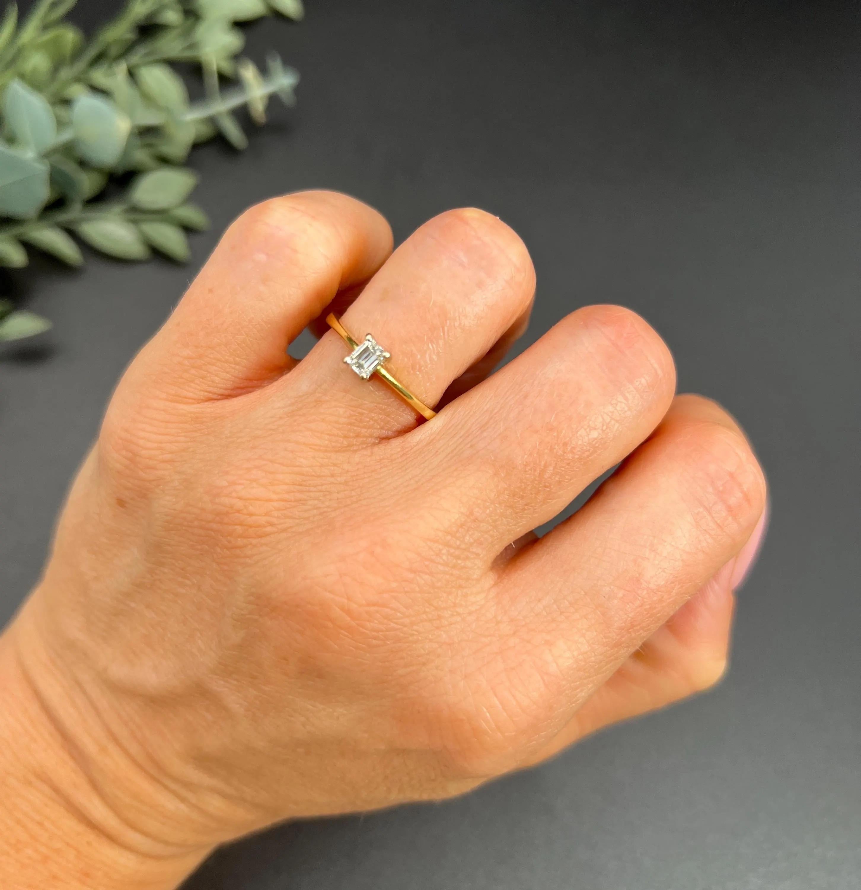 da uomo o donna Anello di fidanzamento Single Stone in oro giallo 18 ct, 0,25 carati con diamante taglio principessa in vendita