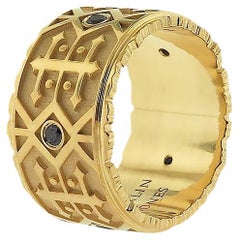 18ct Yellow Gold, 0.25ct Black Diamond Men's Band, Navajo Inspired Pattern