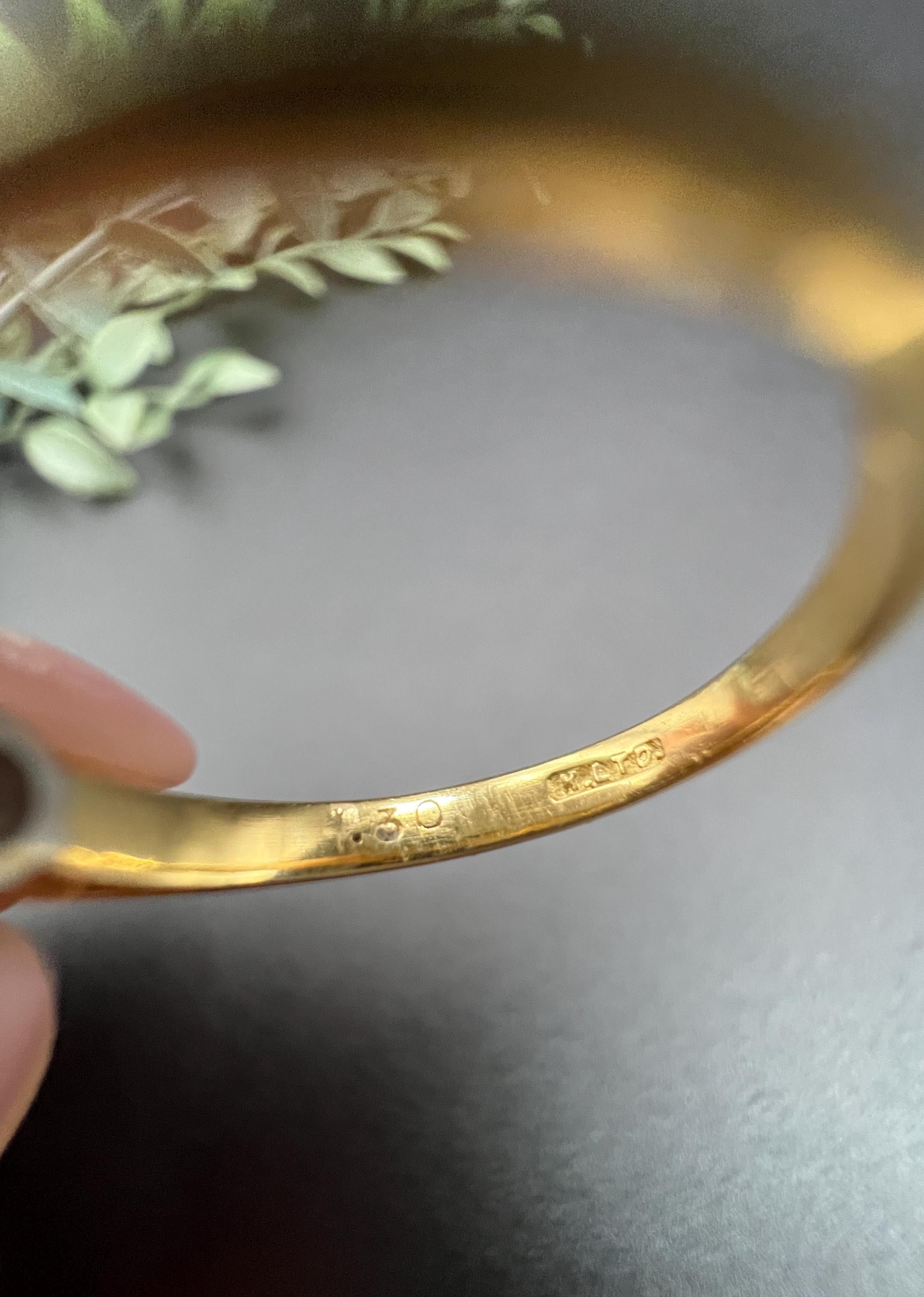 Anello in oro giallo 18 carati con diamante Single Stone da 0,30 carati, con marchio di garanzia Londra 1986 in vendita 5