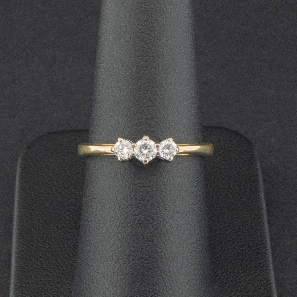 Round Cut 18ct Yellow Gold 0.35ct Diamond Trilogy Ring Size O 3.6g For Sale