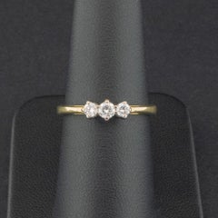 Vintage 18ct Yellow Gold 0.35ct Diamond Trilogy Ring Size O 3.6g
