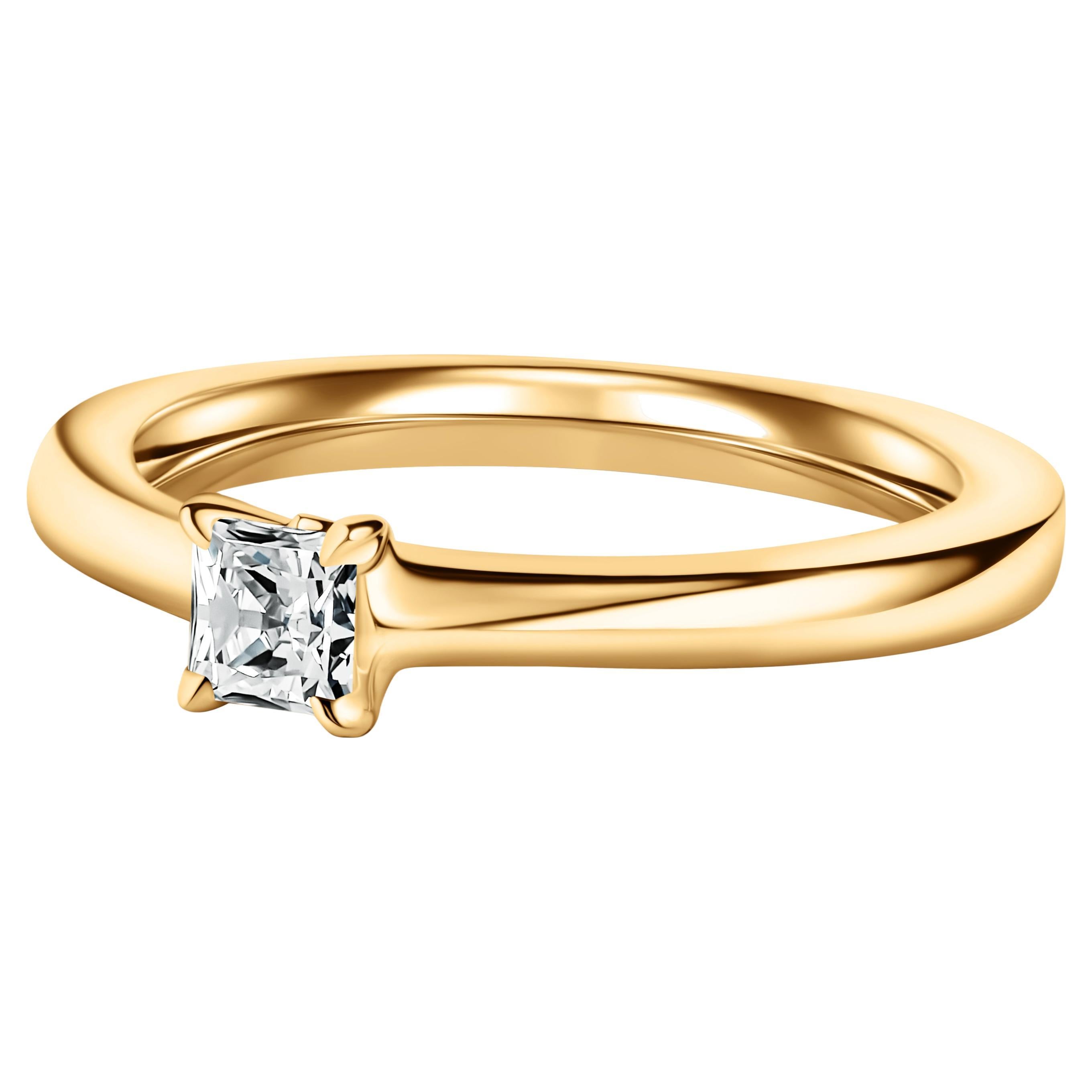 Bague en or jaune 18 ct et diamant Princesse 0,3 ct en vente