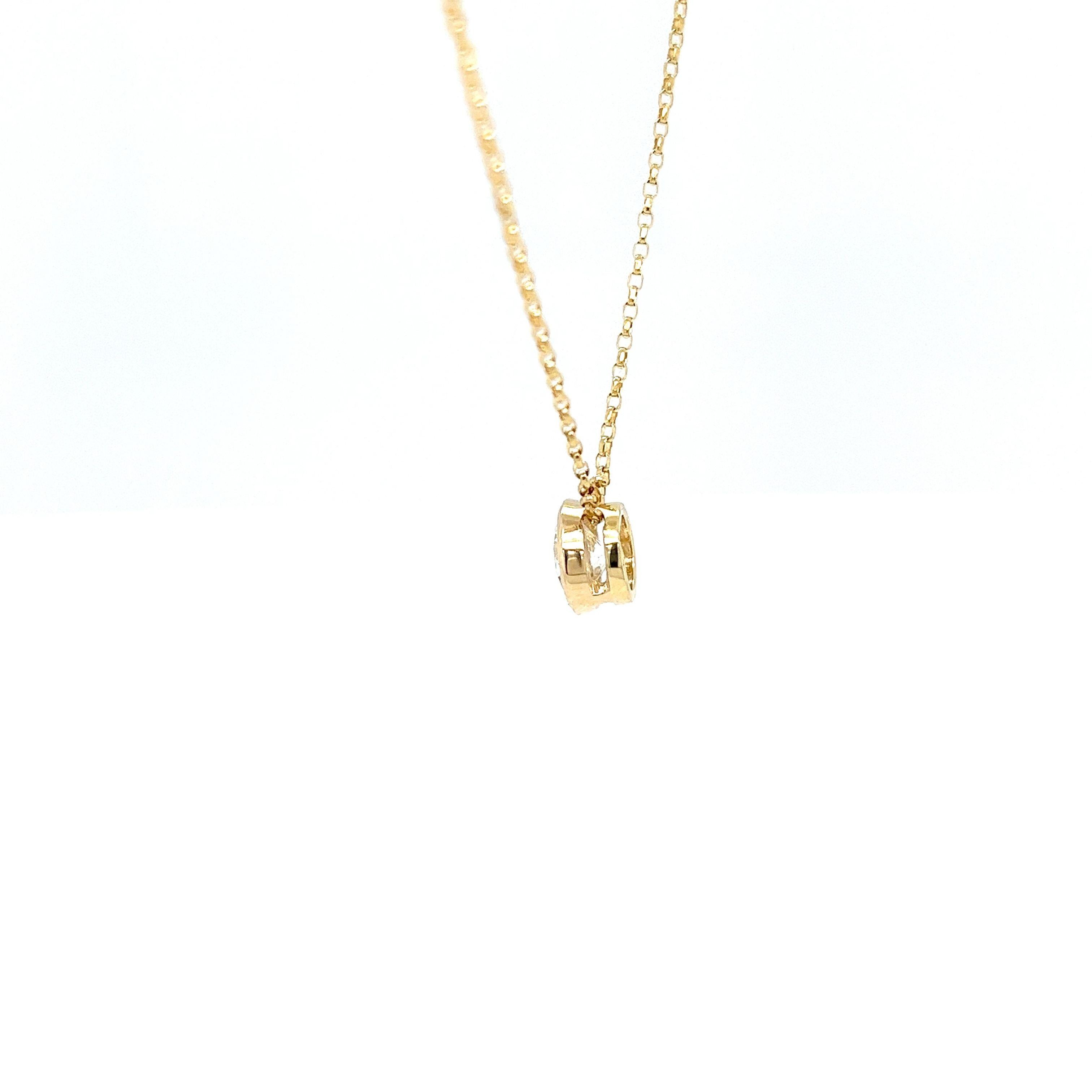 Pendentif en or jaune 18ct avec un diamant de 0,94ct suspendu à une chaîne de 16