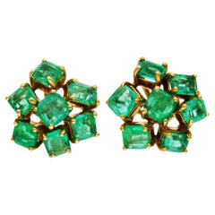 18ct Yellow Gold 1.00ct Emerald Cluster Stud Earrings 