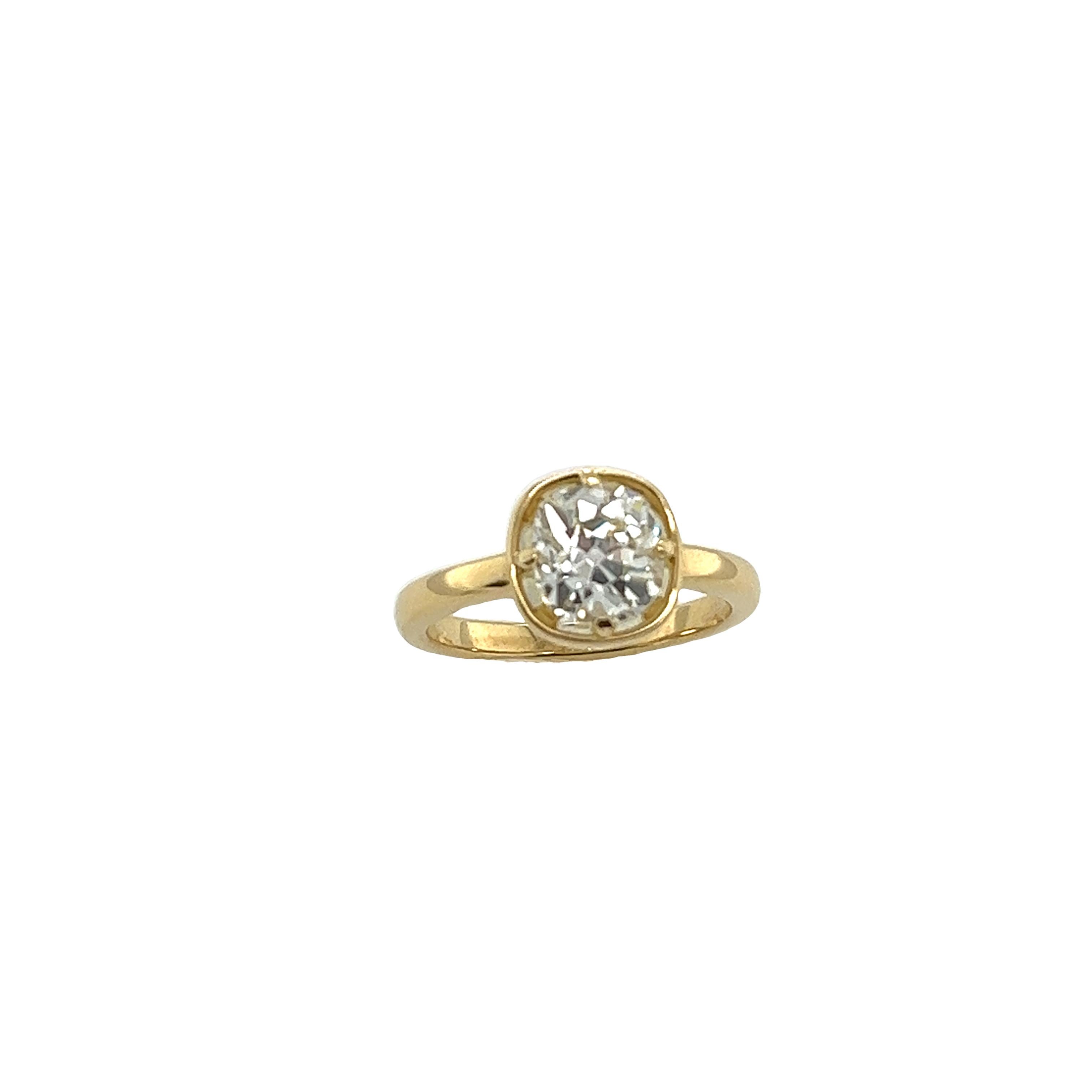 Cushion Cut 18ct Yellow Gold 1.71ct K/SI2 Cushion Old Cut Solitaire Diamond Ring For Sale