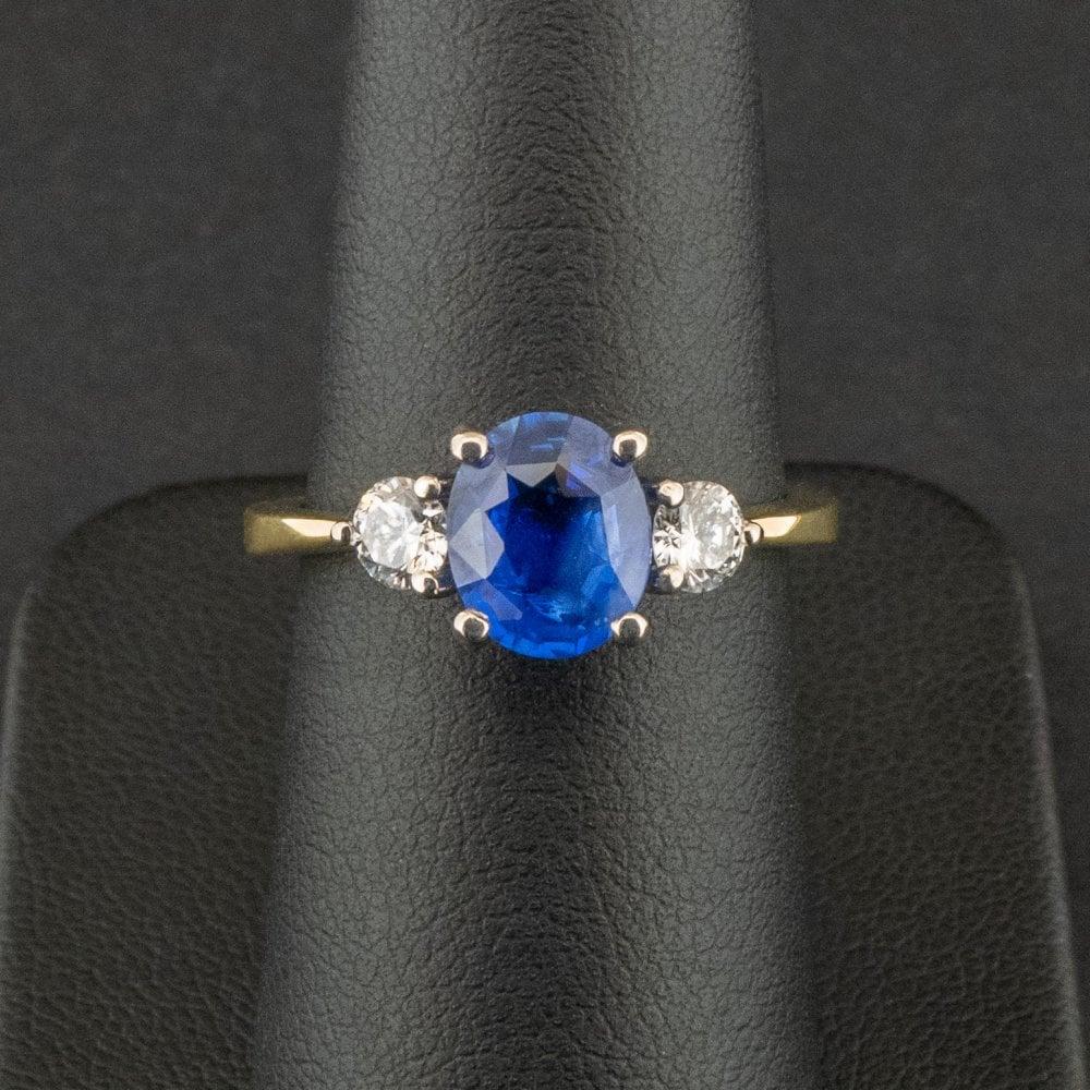 Round Cut 18ct Yellow Gold 1.87ct Sapphire and 0.40ct Diamond Trilogy For Sale