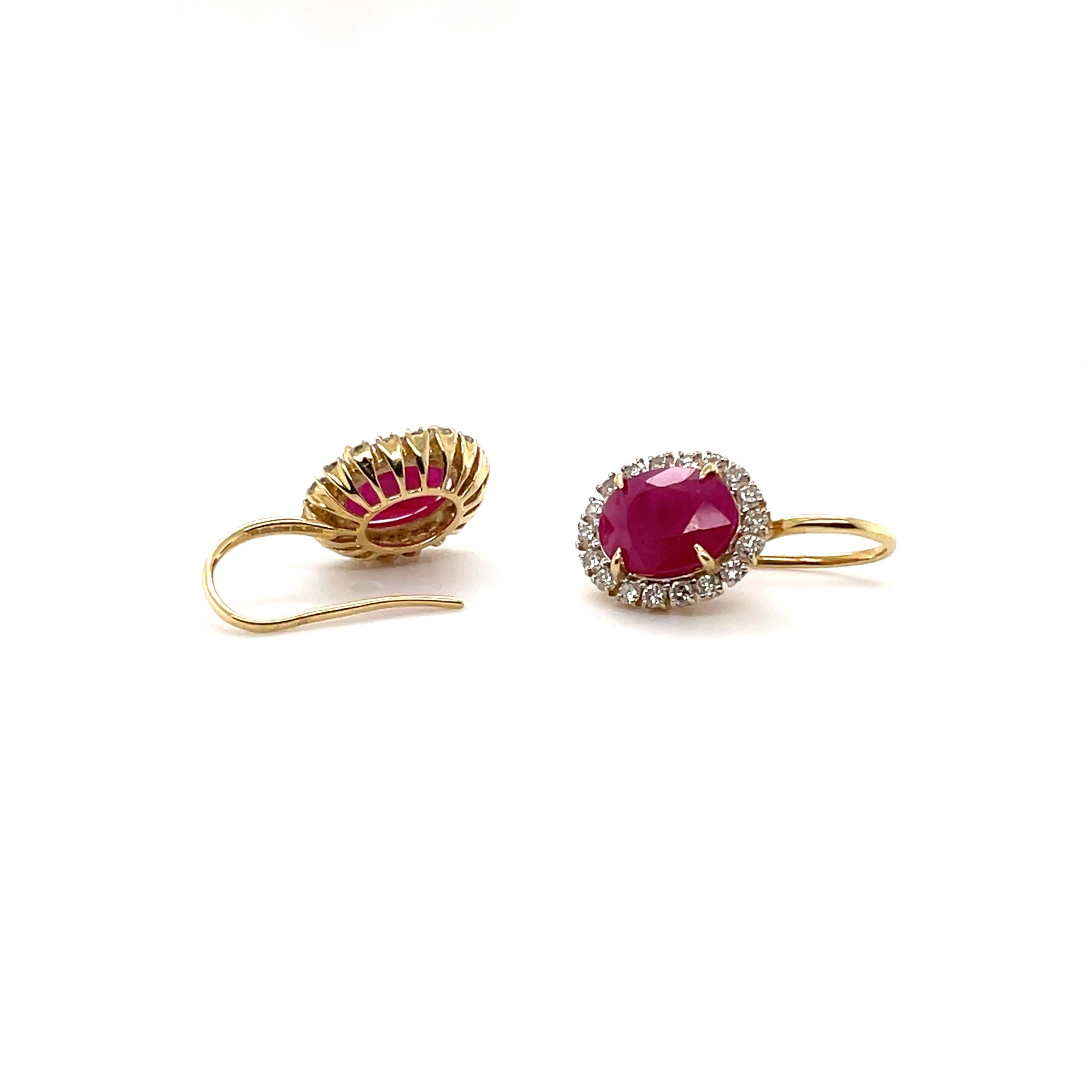 18ct Yellow Gold 4.28ct Ruby and Diamond Earrings In New Condition For Sale In Sydney, NSW