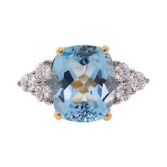 18ct Yellow Gold 4.33 Carats Aquamarine and Diamond Ring