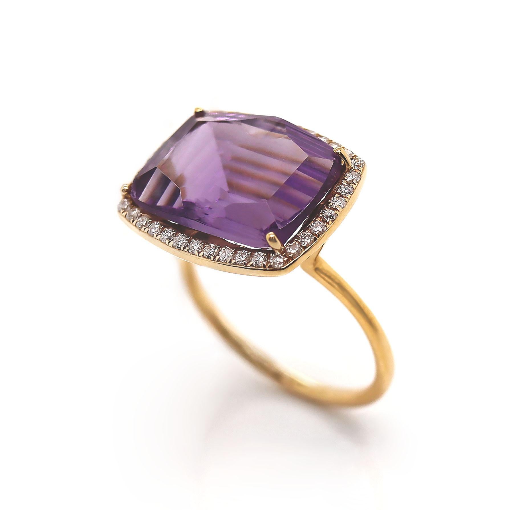 18CT Yellow Gold Amethyst And Diamond Cocktail Ring

A stunning cocktail ring with a precision cushion cut Amethyst gemstone rich in reddish-purple hue, beautifully complemented by thirty-eight round brilliant cut diamonds. 

This cocktail ring is a