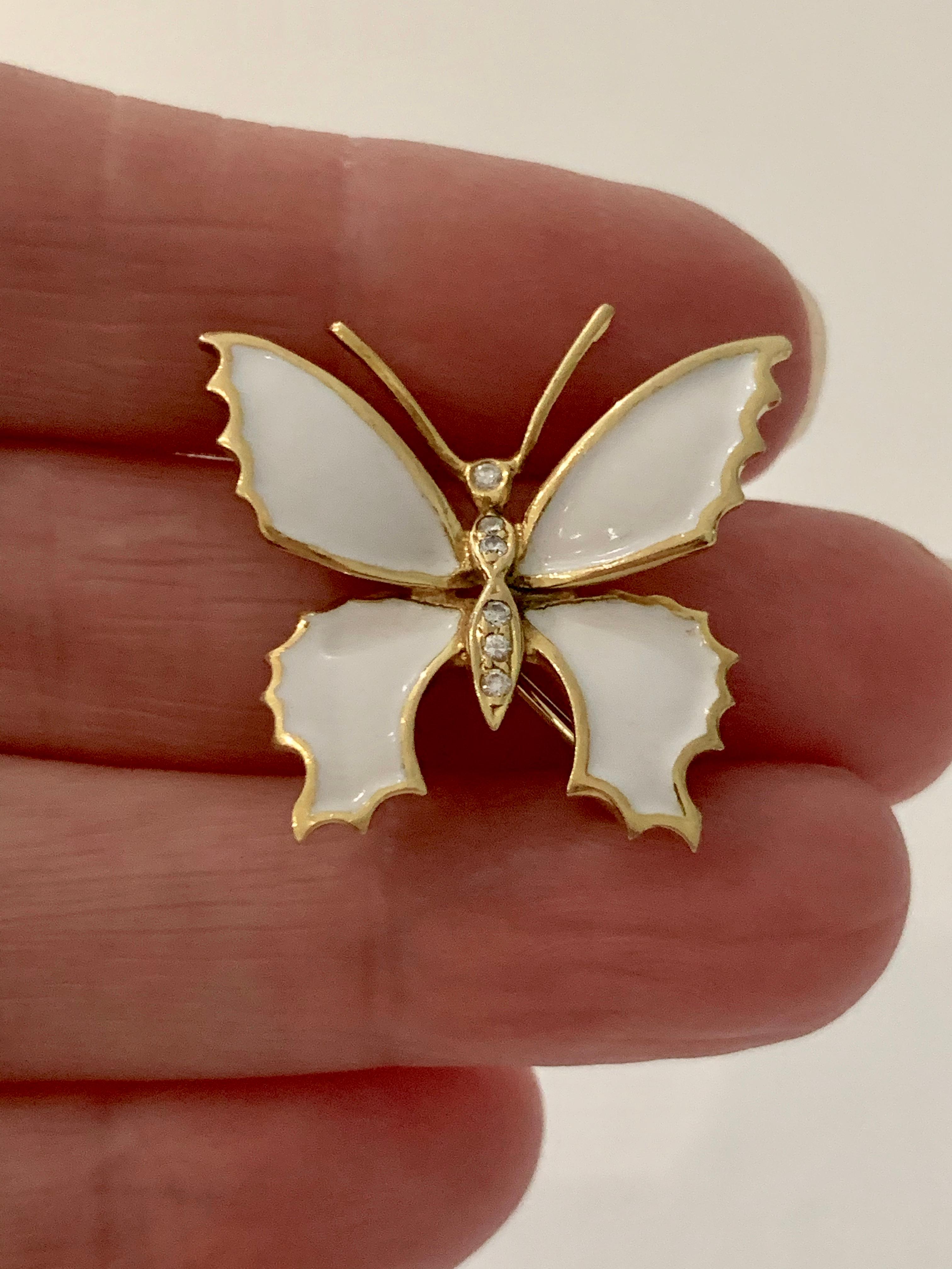 18 Carat Yellow Gold and White Enamel Butterfly Diamond Set Brooch For Sale 1