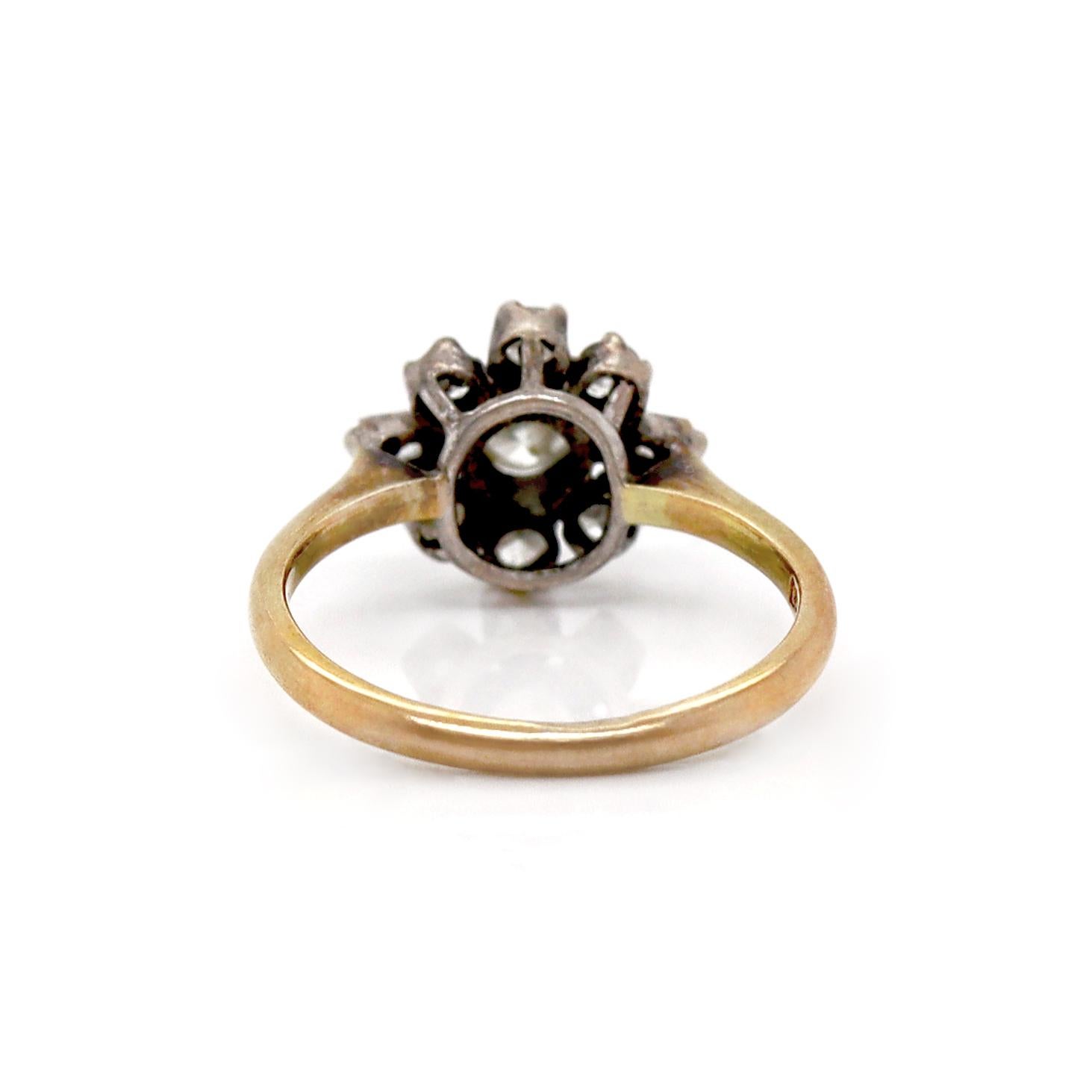18CT Yellow Gold Antique Diamond Ring In Good Condition For Sale In Sydney, NSW