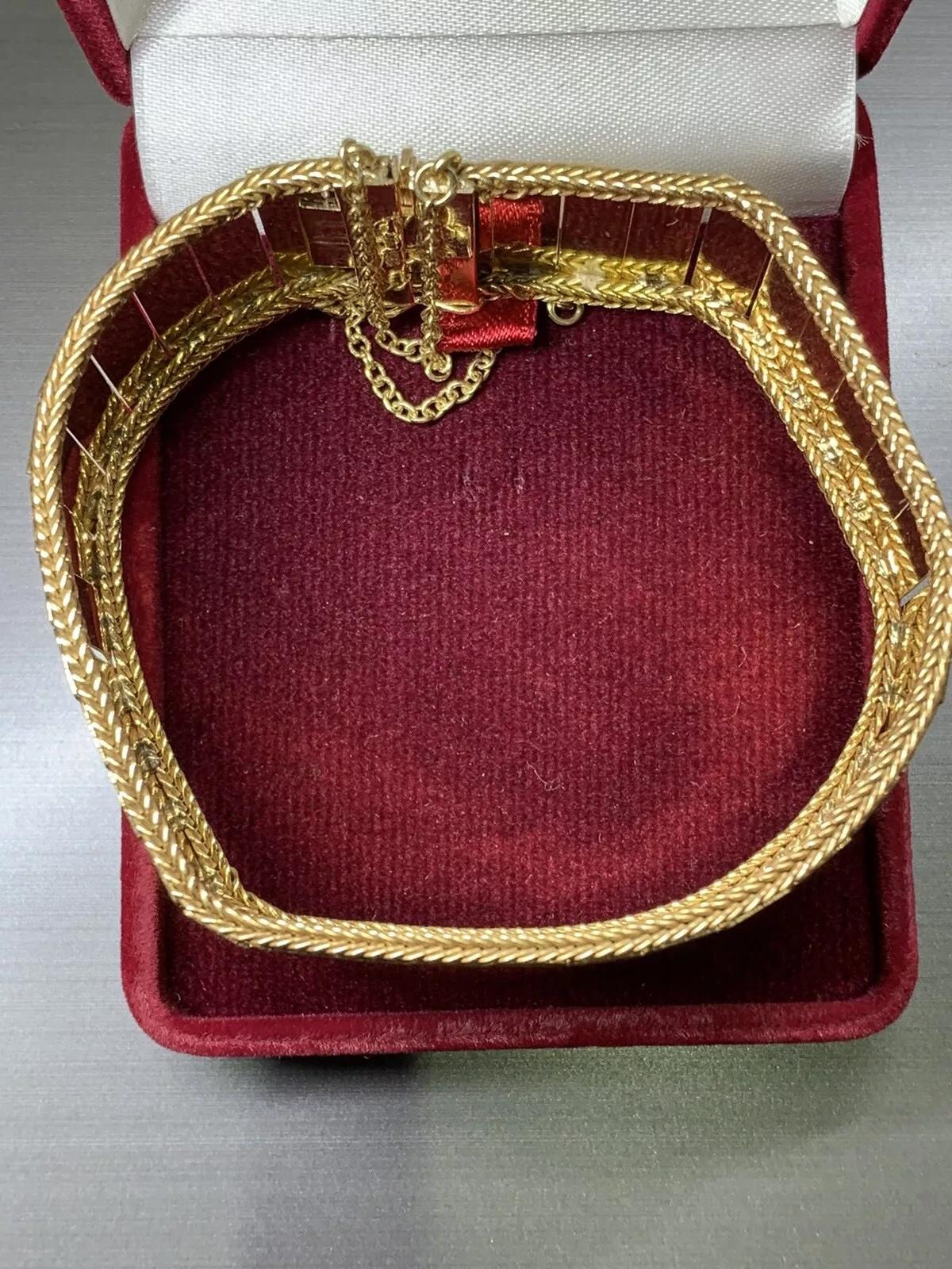 Bracelet à large bande en or jaune 18 ct. Unisexe en vente