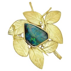 Broche Hoja Ópalo Australiano y Diamante Oro Amarillo 18CT