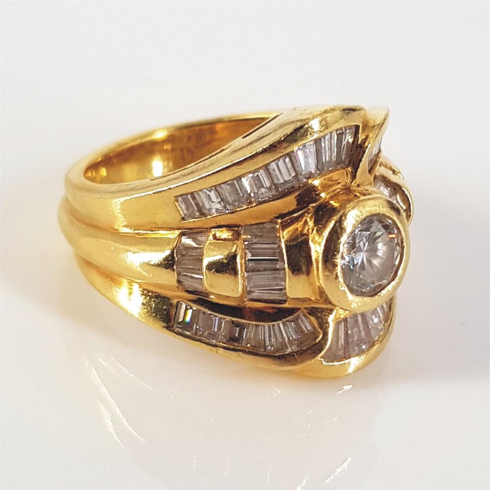 Modern 18ct Yellow Gold Baguette Cut Diamond Dress Ring For Sale
