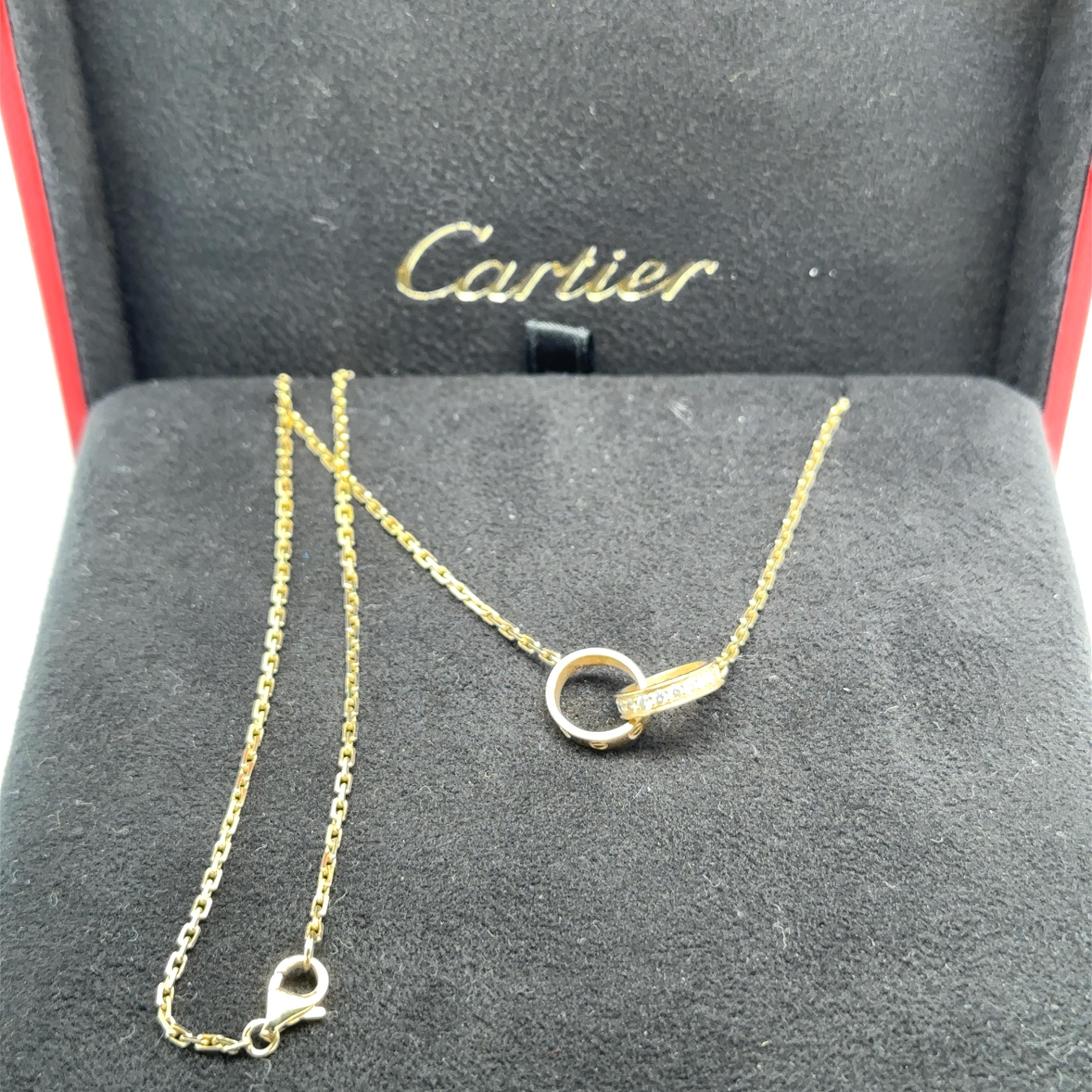 Collier en or jaune 18ct à diamants semi-pavés Cartier LOVE 0.22ct 6.58g en vente 4
