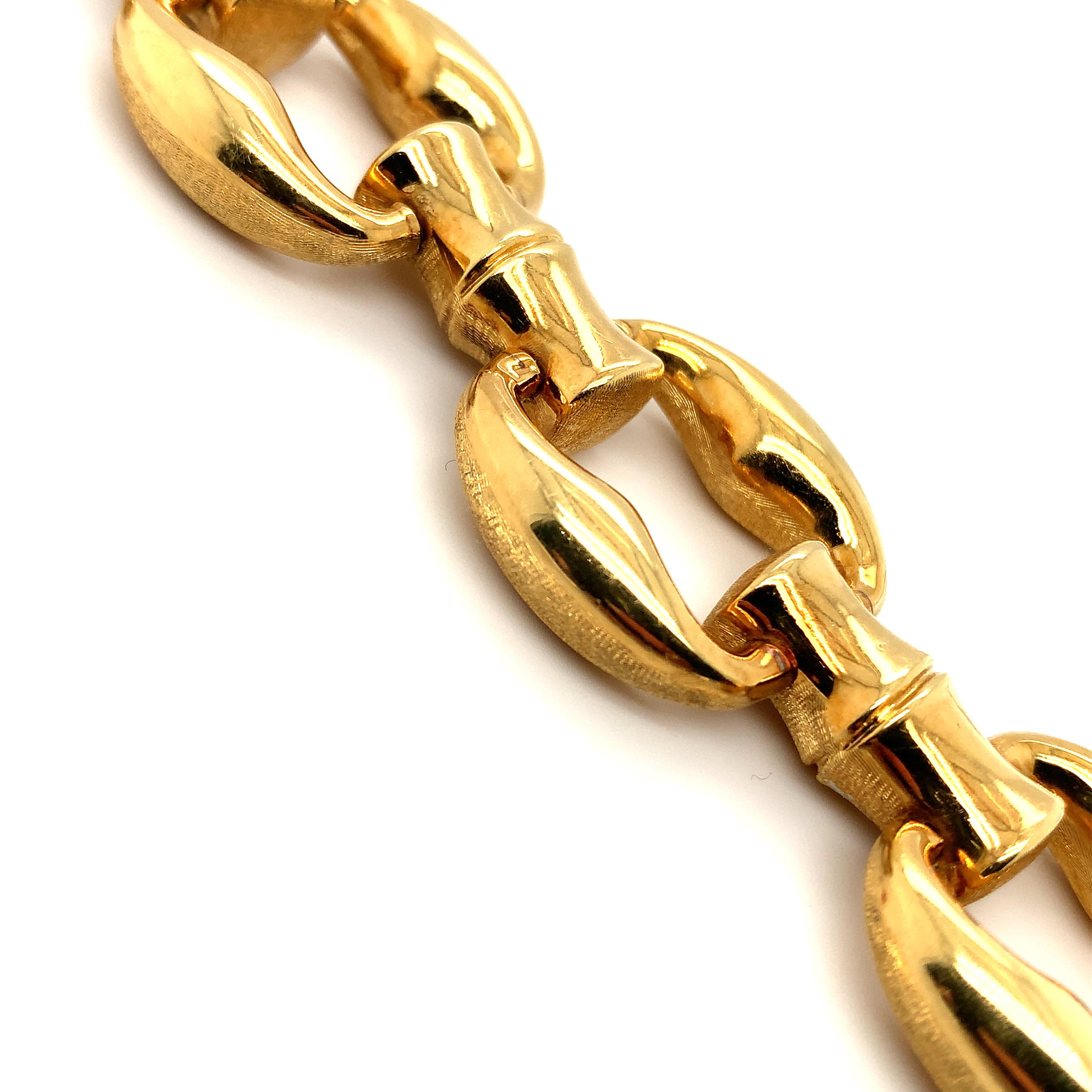 18ct Yellow gold chunky art deco reversible bamboo style chain bracelet  For Sale 10