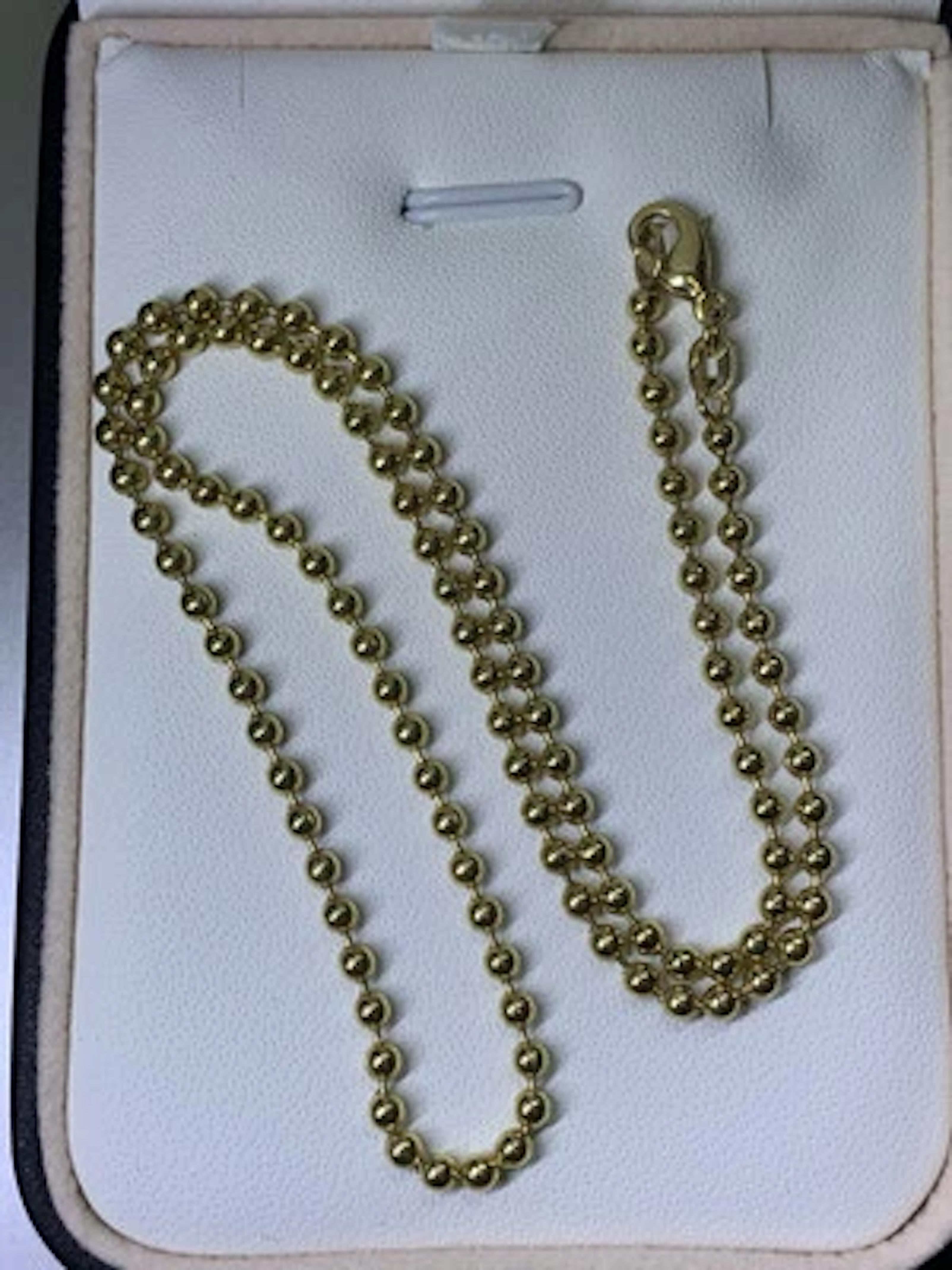 18ct Yellow gold Chunky Ball Chain Necklace 15.5 Inches In New Condition For Sale In London, GB