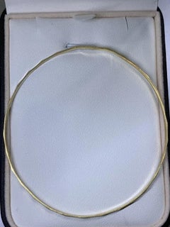 18ct Yellow Gold Chunky Bangle Bracelet 4.2g 7 3/4 Inches