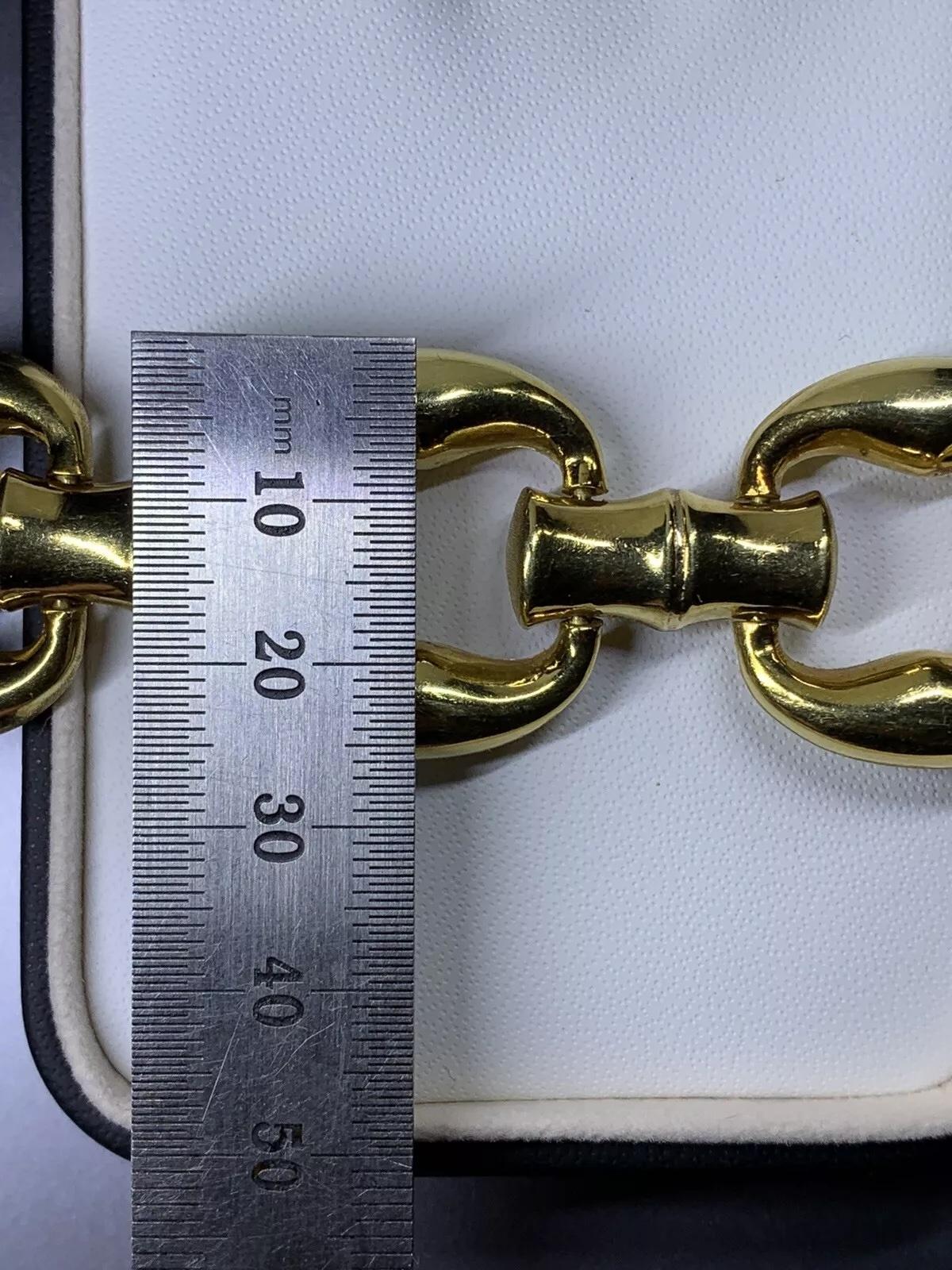 Bracelet large en or jaune 18ct à maillons cubains 61.0g en vente 2