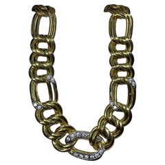 Collier cubain à gros maillons en or jaune 18ct.