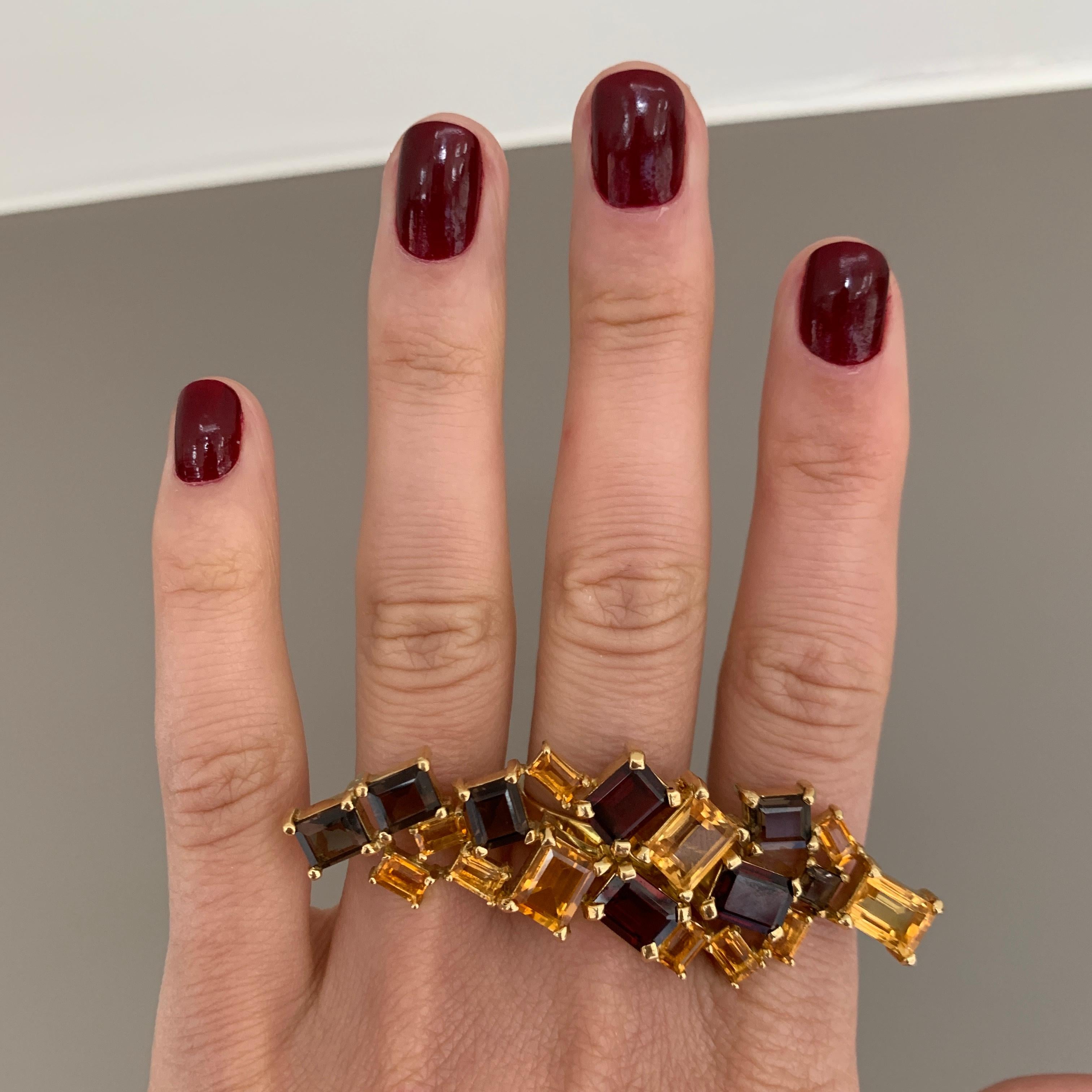 18ct Yellow Gold, Citrine, Garnet and Smokey Quartz Cocktail Ring For Sale 6