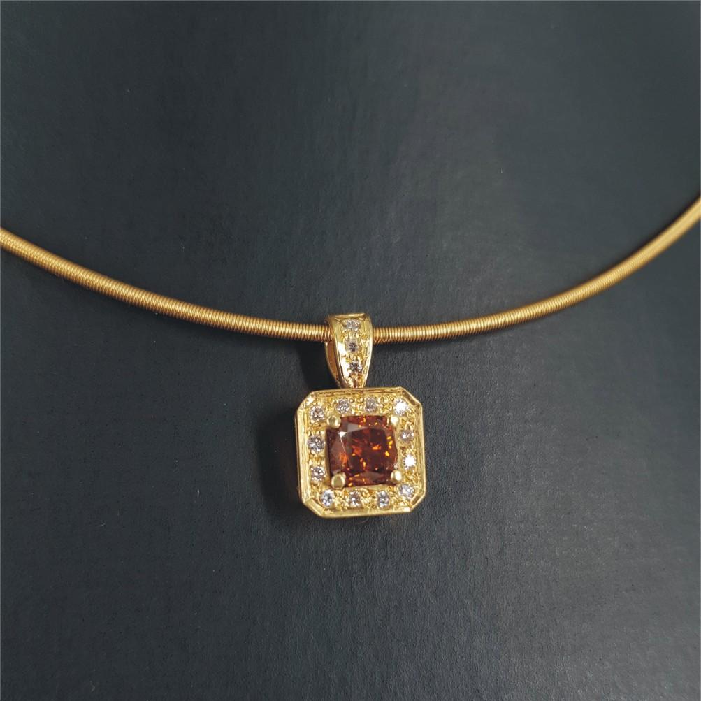 18ct Yellow Gold Cognac & Diamond Necklace 5