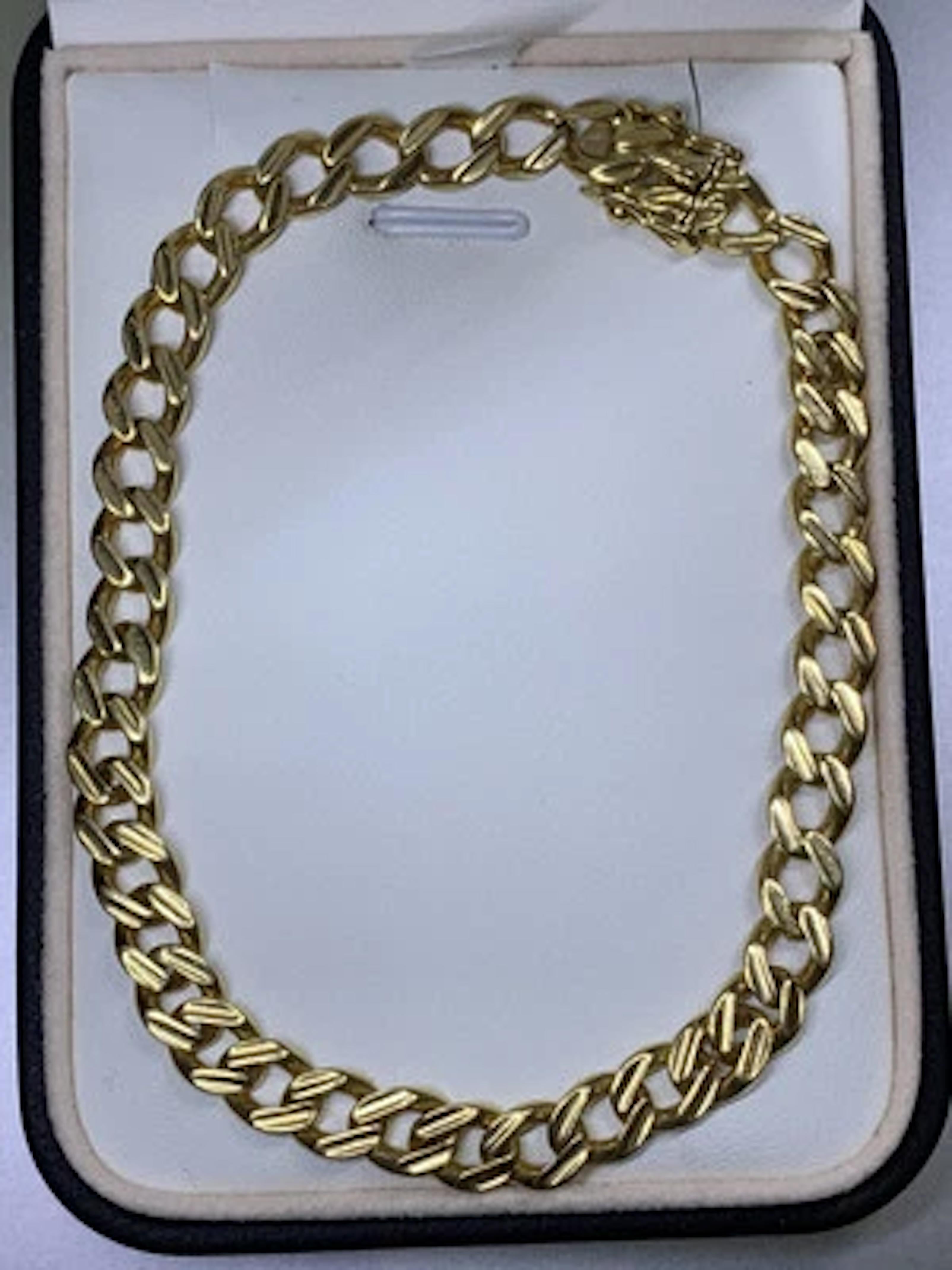 Bracelet de chaîne cubaine en or jaune 18ct de 9,5 pouces en vente 1