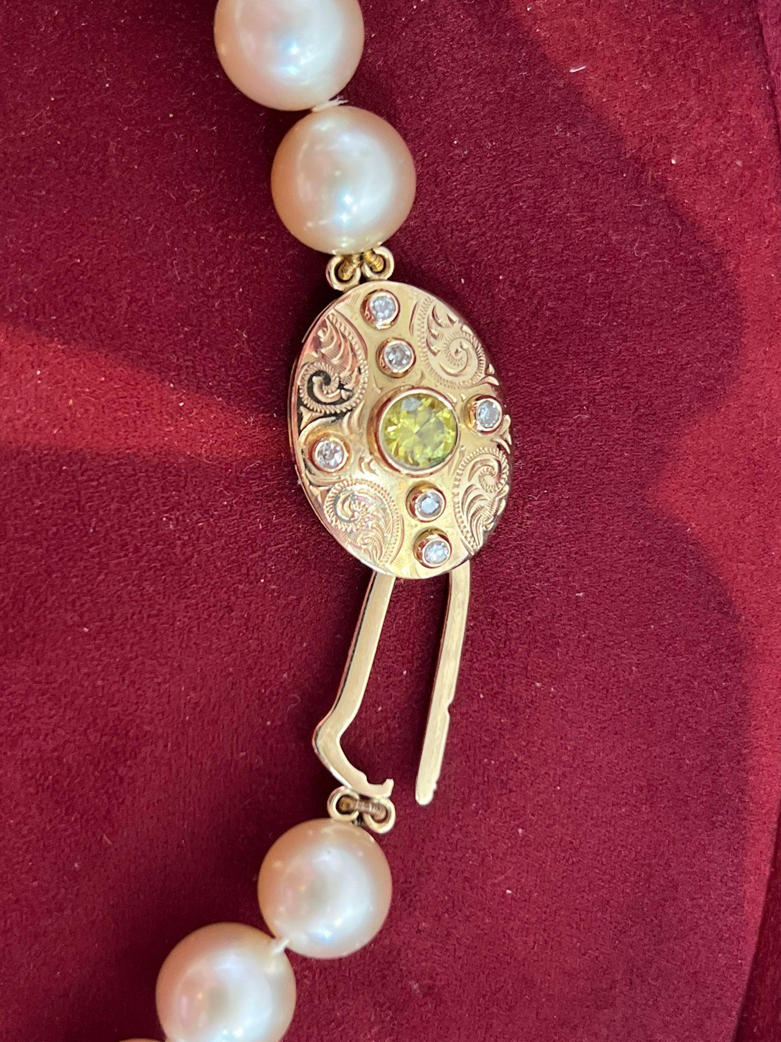 Taglio rotondo Collana di perle coltivate e zaffiri in oro giallo 18ct 1ct 82.6g in vendita