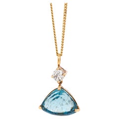 18ct Yellow Gold Diamond and Aquamarine Necklace