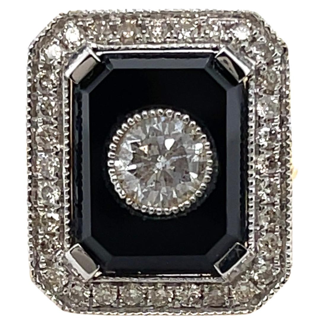 18ct Yellow Gold Diamond and Black Onyx Ring