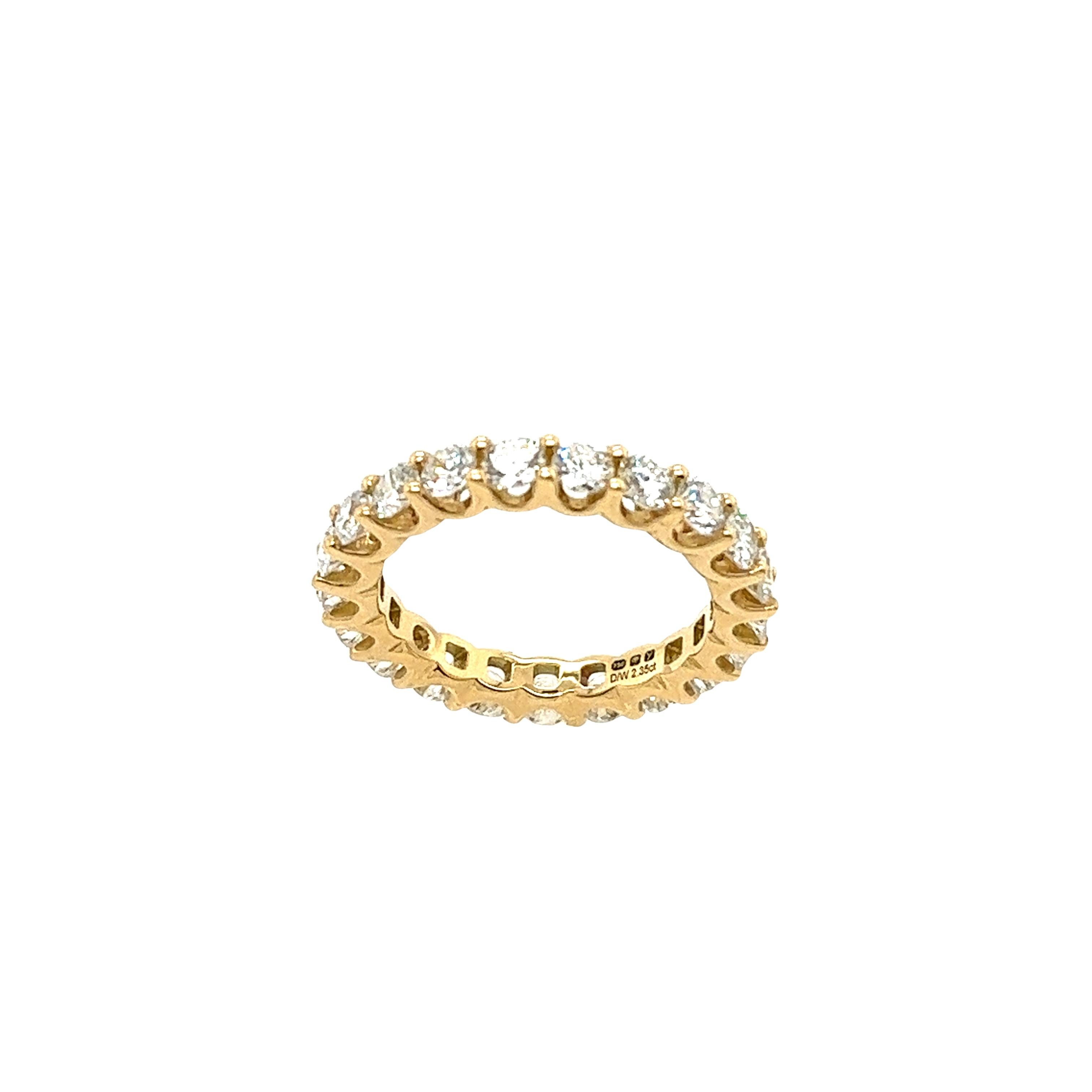 Modern 18ct Yellow Gold Diamond Full Eternity Ring Set With 2.35ct G/ VS1 For Sale