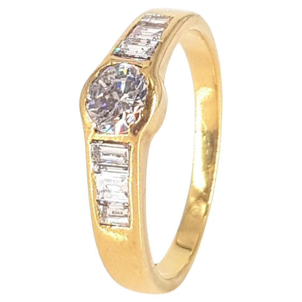 18 Carat Yellow Gold Diamond Ring For Sale