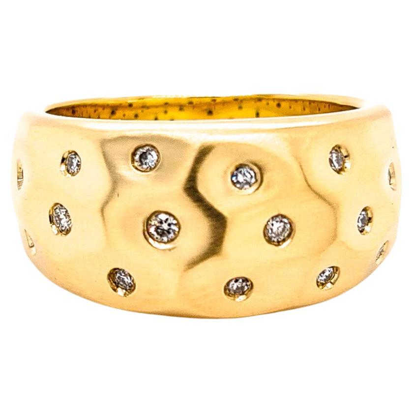 For Sale:  18ct Yellow Gold & Diamond Ring "Lava"