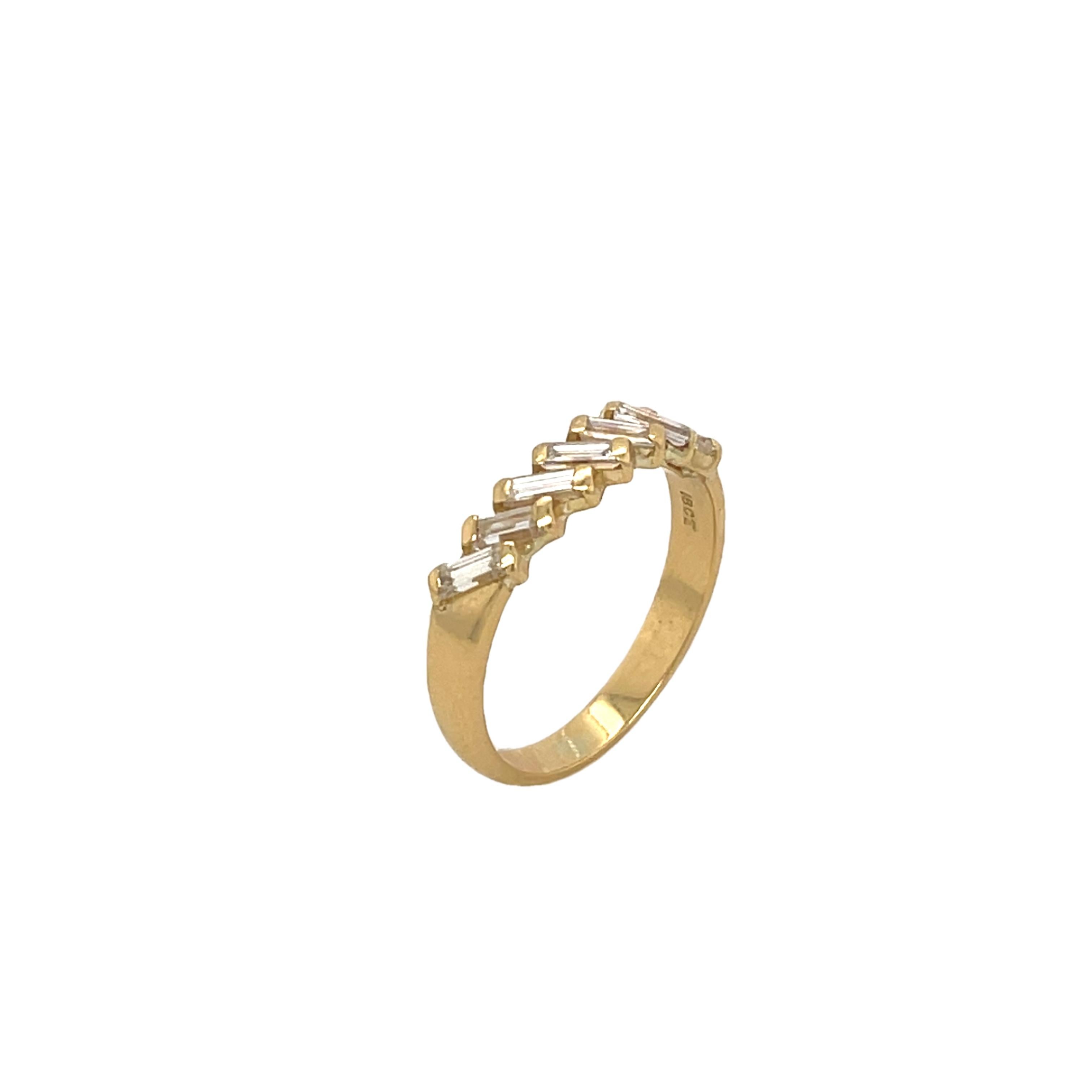 Anello in oro giallo 18ct con diamanti naturali incastonati da 0,65ct in vendita 2