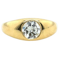 18ct Yellow Gold Diamond Ring, Set With 0.91ct Round Brilliant Natural Diamond
