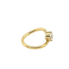 18ct Yellow Gold Diamond Ring Set With 0.92ct D/SI2 Round Natural Diamond