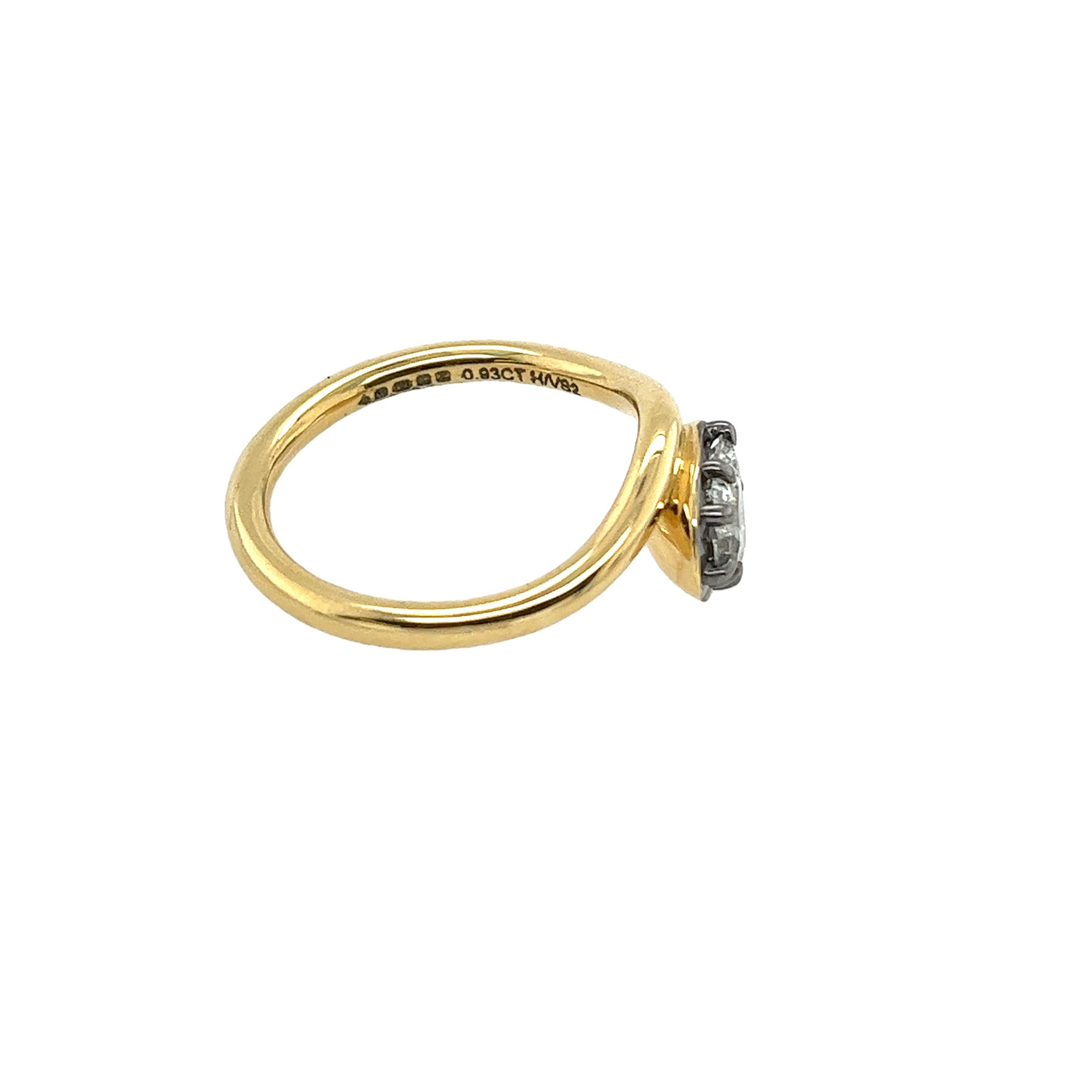 Heart Cut 18ct Yellow Gold Diamond Ring Set With 0.93ct H/VS2 Heart Shape Natural Diamond For Sale
