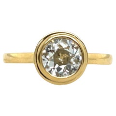 Anillo de diamantes de oro amarillo de 18 ct, engastado con un diamante redondo de 1,01 ct