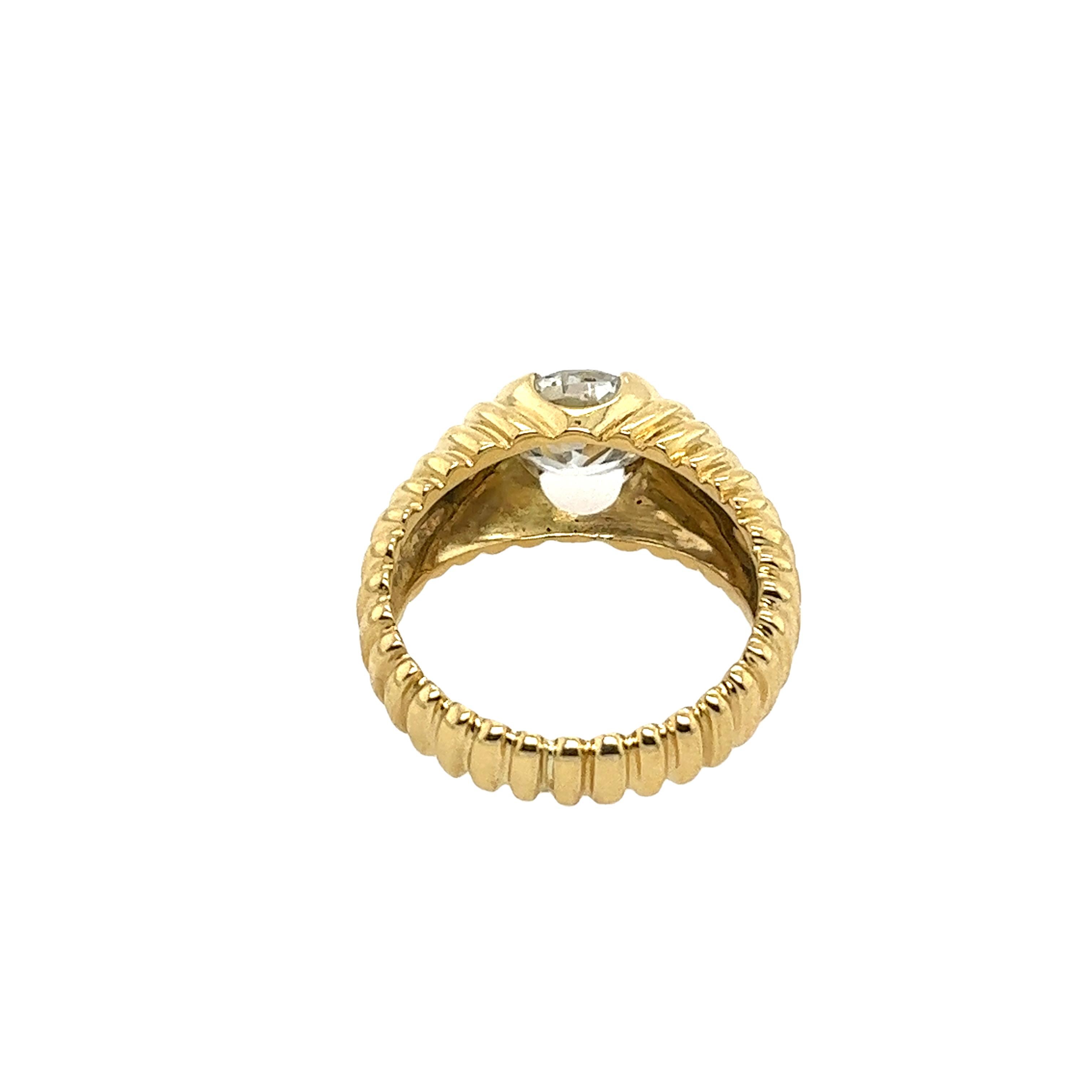 18ct Yellow Gold Diamond Ring, Set With 1.24ct G/SI2 Old Cut Diamond In Excellent Condition In London, GB