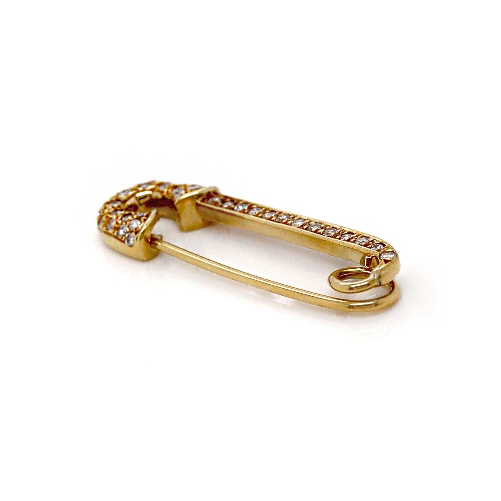 Round Cut 18ct Yellow Gold Diamond Safety Pin Brooch For Sale