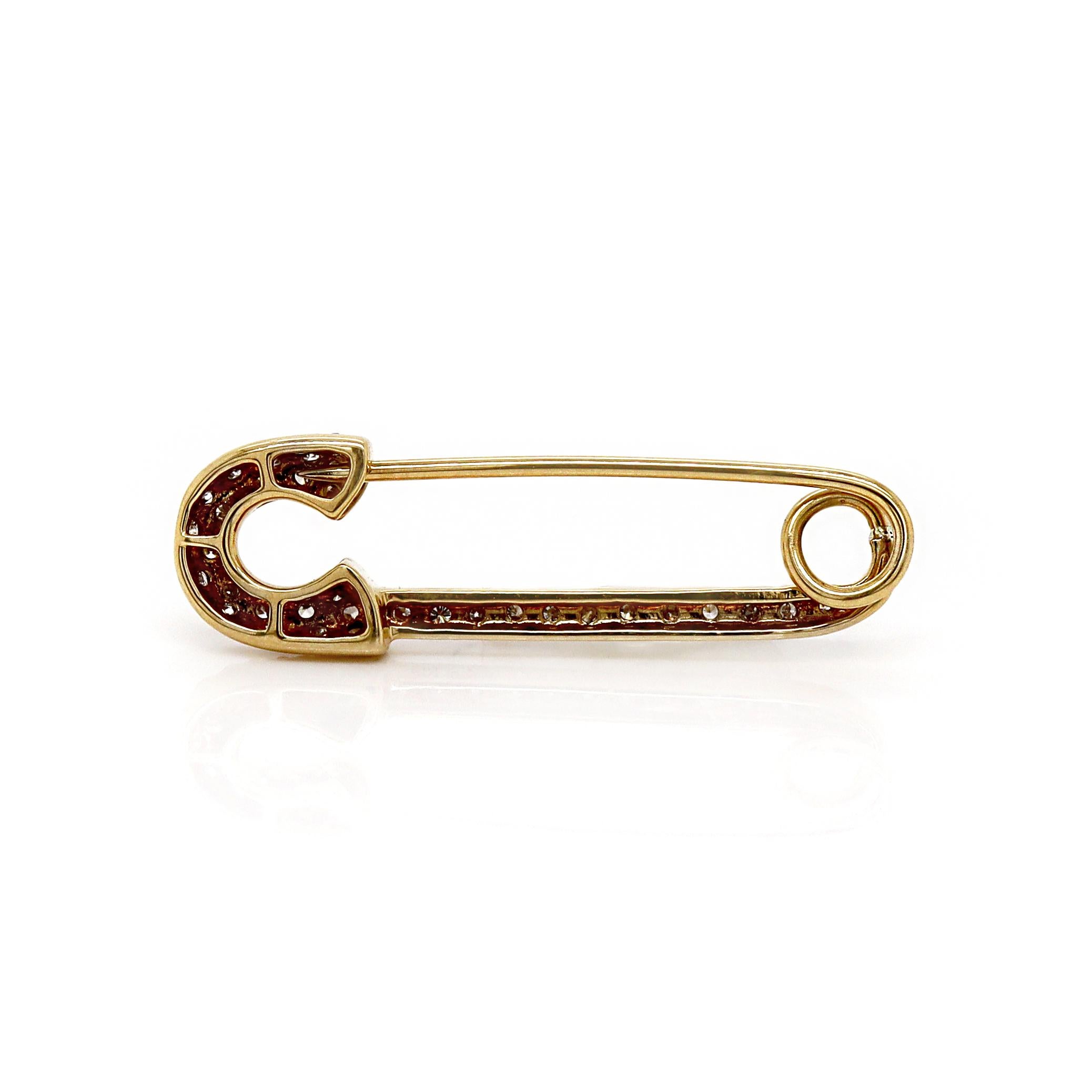 18ct Yellow Gold Diamond Safety Pin Brooch In Excellent Condition For Sale In Sydney, NSW
