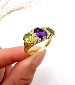 Anello Suffragette in oro giallo 18 carati, ametista, diamante e peridoto di epoca edoardiana