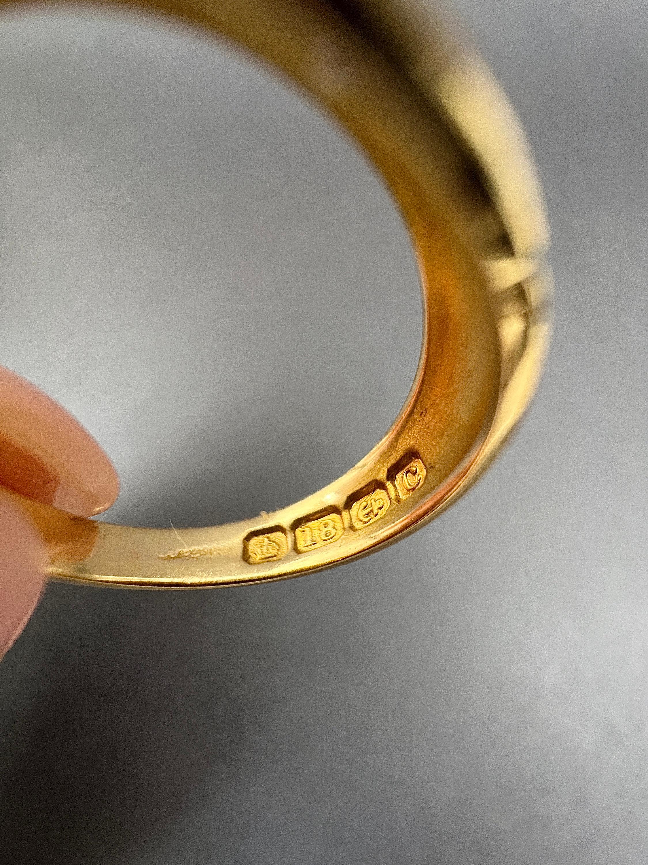 18ct Yellow Gold Edwardian Star Set Diamond Band Ring Hallmarked Birmingham 1902 For Sale 6
