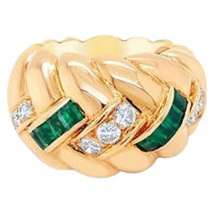 18ct Yellow Gold Emerald and Diamond Dress Ring 18ct Yellow Gold Emerald and Diamond Dress Ring