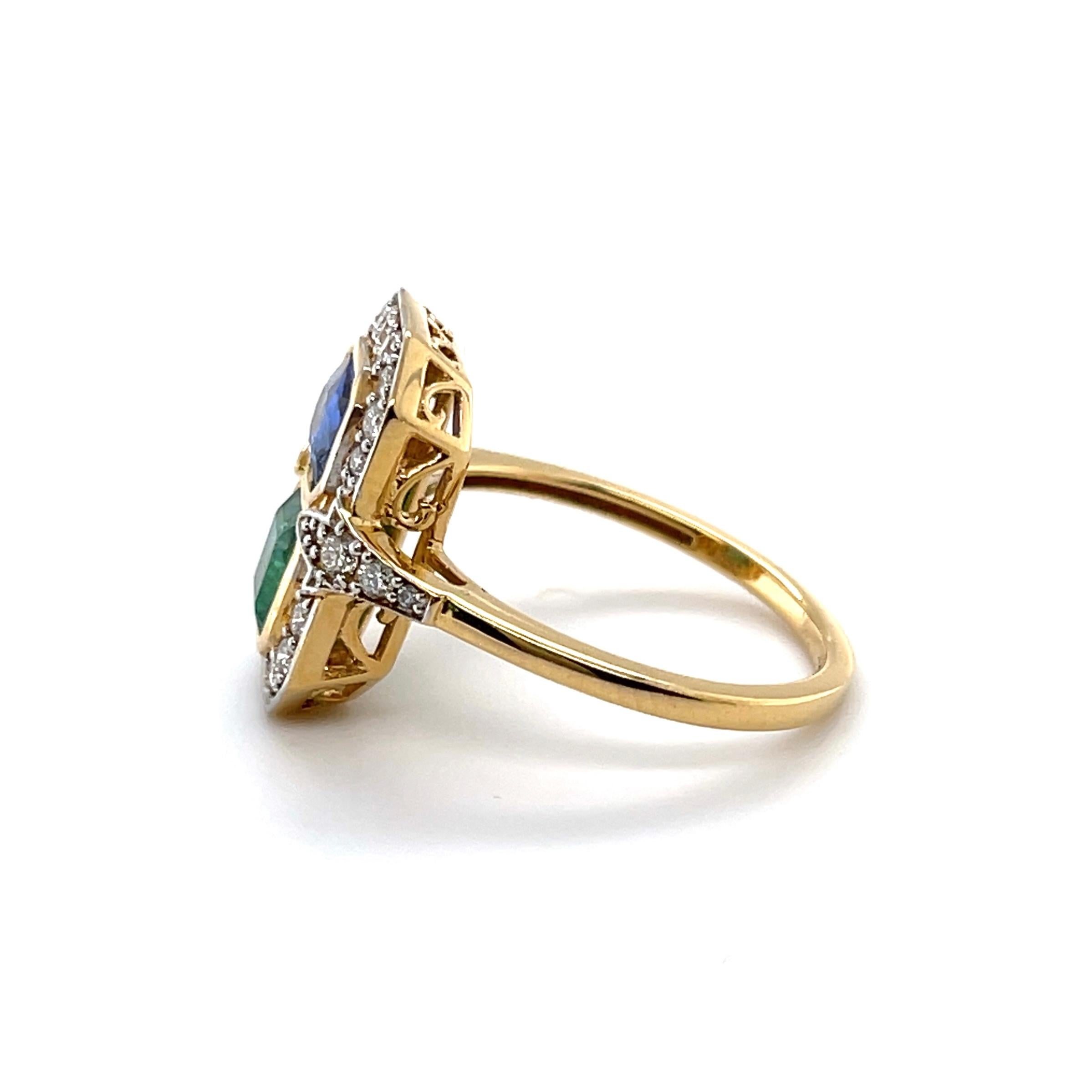 For Sale:  18ct Yellow Gold Emerald and Sapphire Diamond Ring 4
